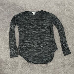 Long sleeve light sweater